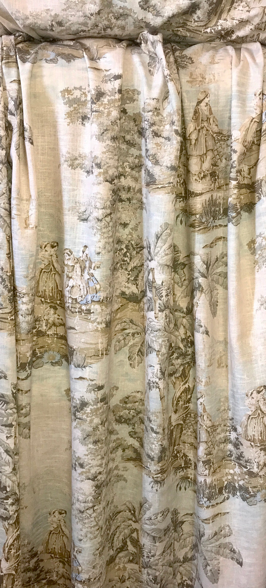 Bosporus color Flax ~ Tropical Toile Motif